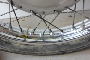 Ariel front wheel spokes
