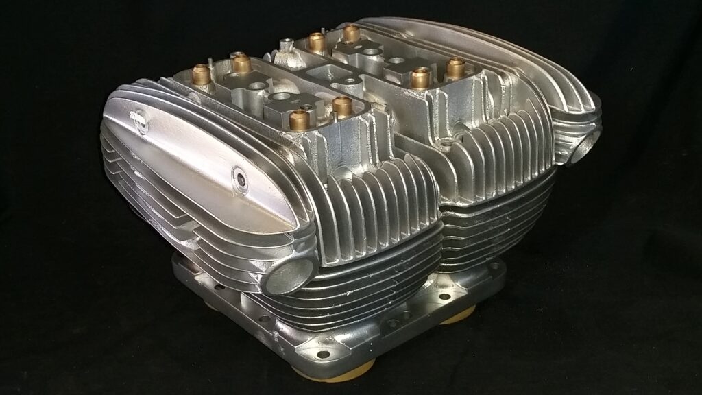 Ariel Square Four MKII engine restoration
